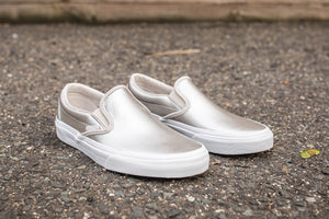 VANS WOMENS CLASSIC SLIP-ON