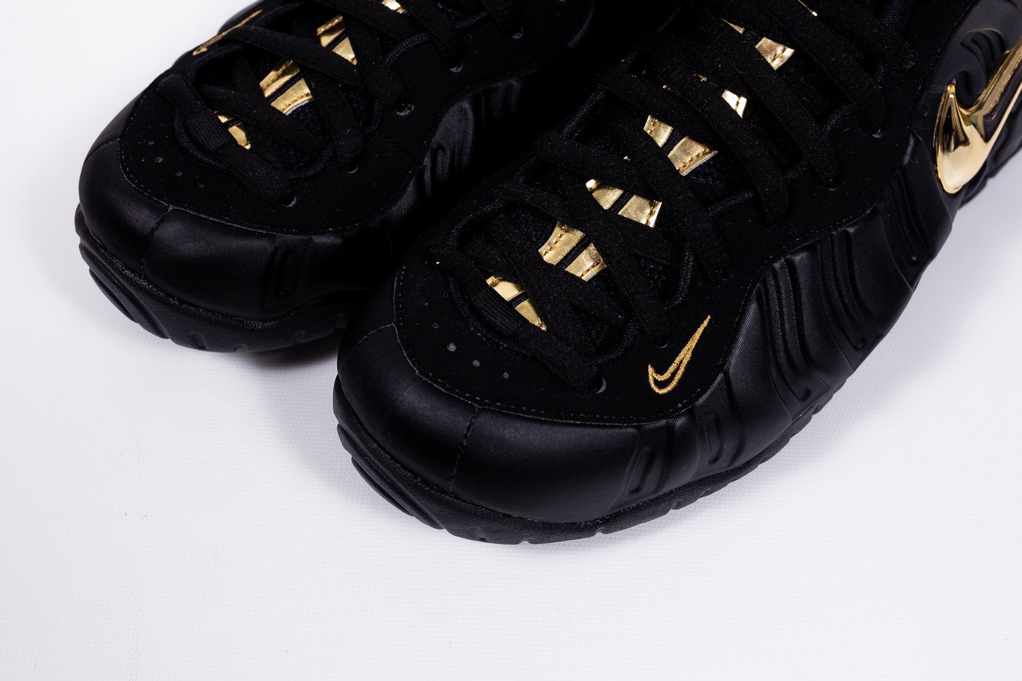 AIR FOAMPOSITE PRO "METALLIC GOLD"