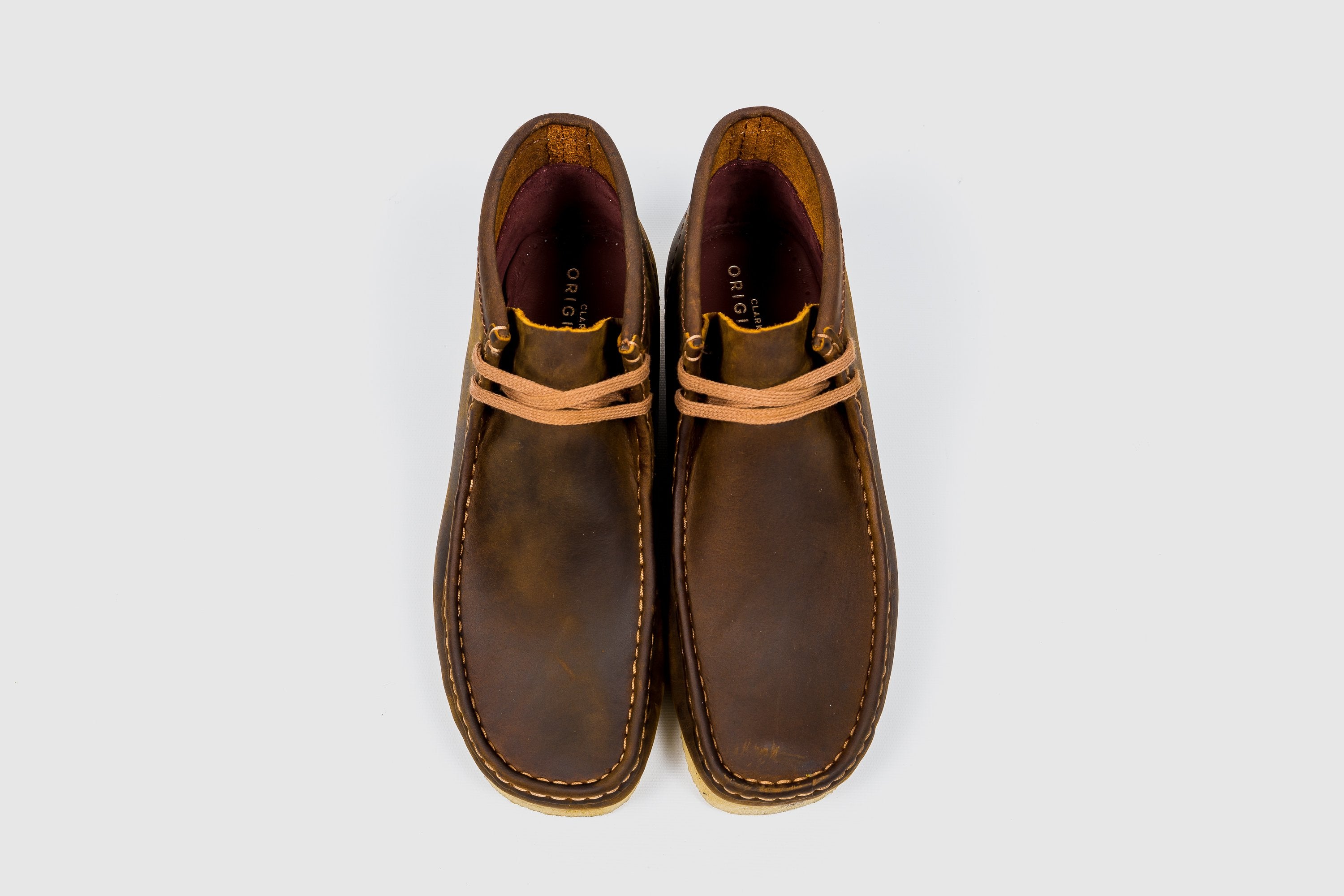 CLARKS WALLABEE BOOT