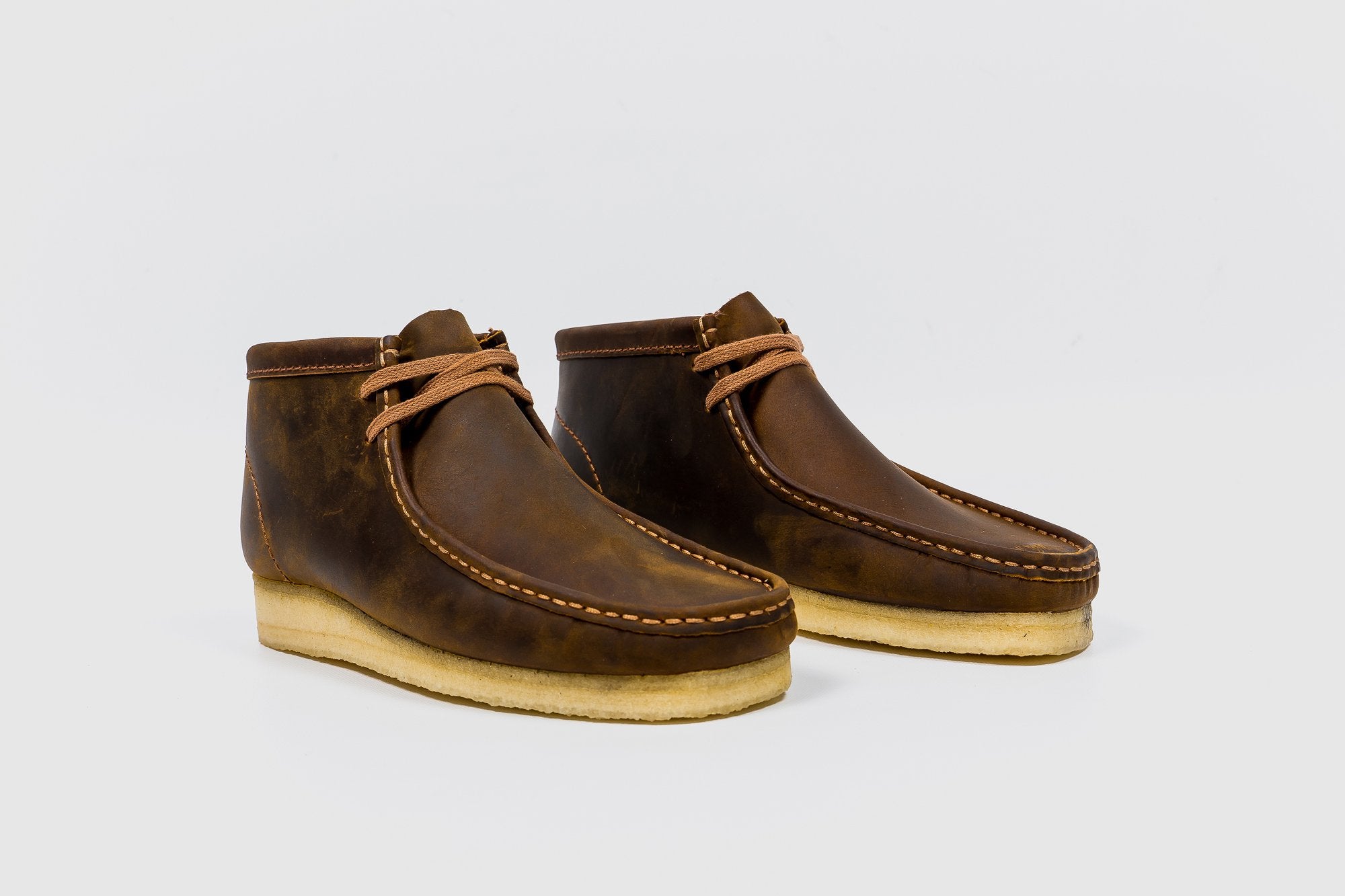 CLARKS WALLABEE BOOT