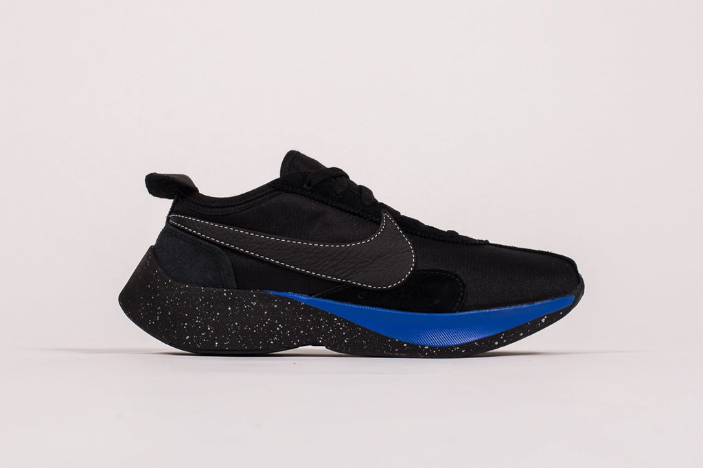 NIKE MOON RACER QS