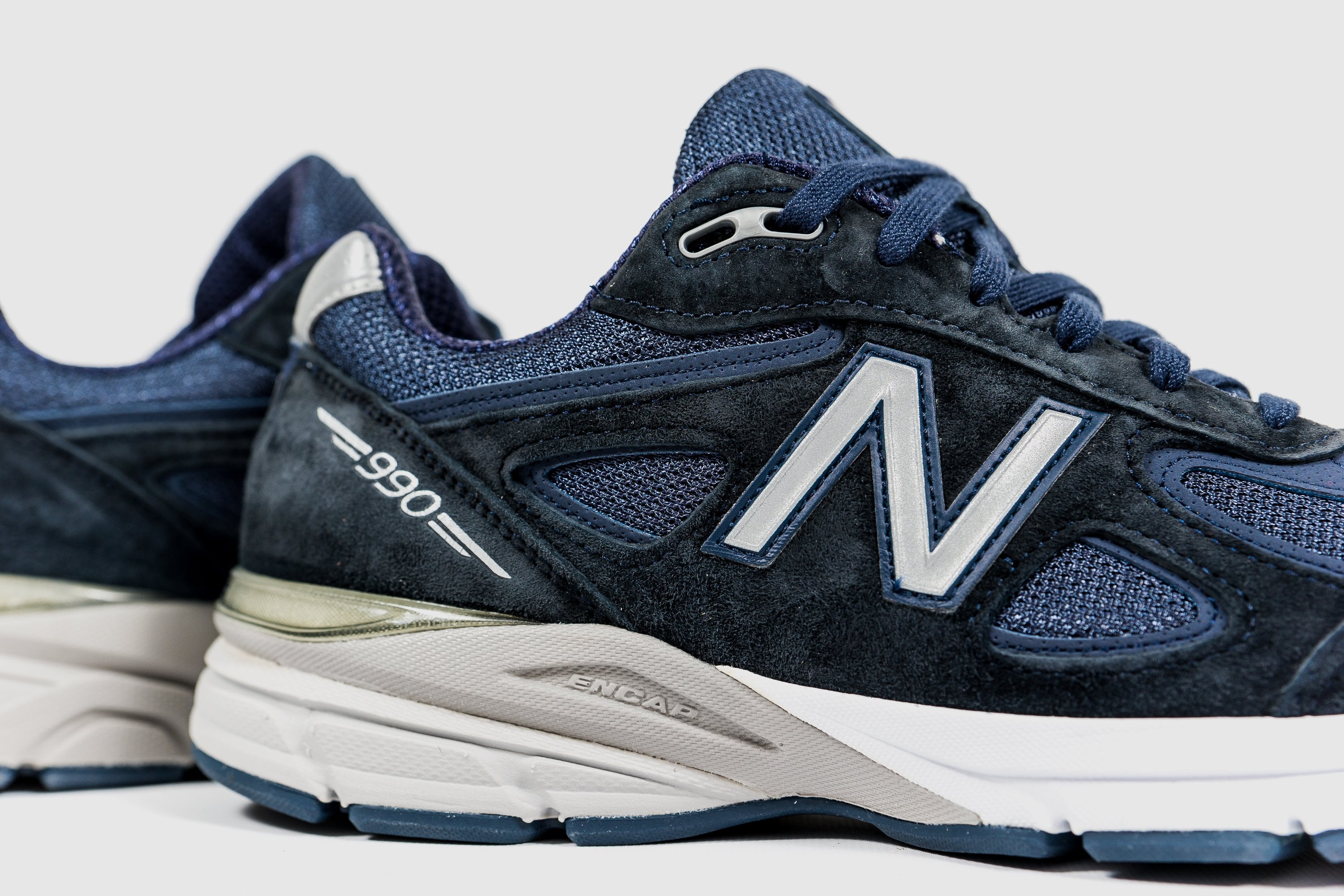 NEW BALANCE M990NV4 MADE IN THE USA