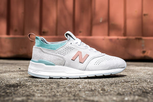 NEW BALANCE M997VA2 RE-ENGINEERED