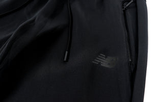 NEW BALANCE SPORT TRACK PANTS - BLACK