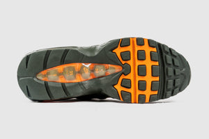 NIKE AIR MAX 95 OG "STING & TOTAL ORANGE"