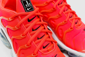 NIKE AIR VAPORMAX PLUS "BRIGHT CRIMSON"