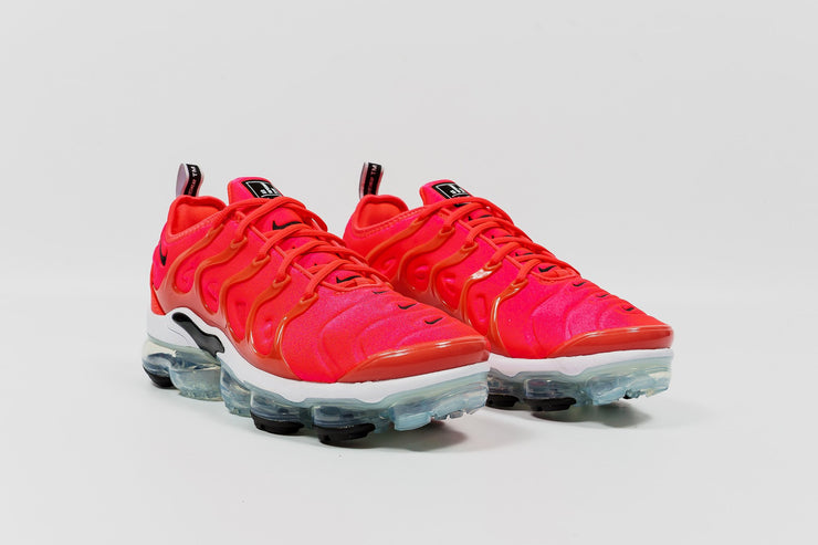 NIKE AIR VAPORMAX PLUS "BRIGHT CRIMSON"
