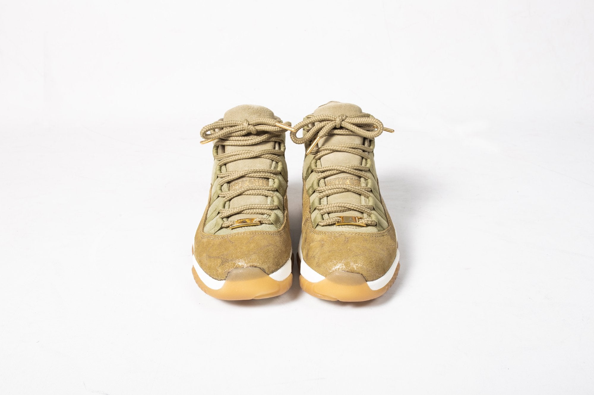 WMNS AIR JORDAN 11 RETRO "OLIVE LUX"