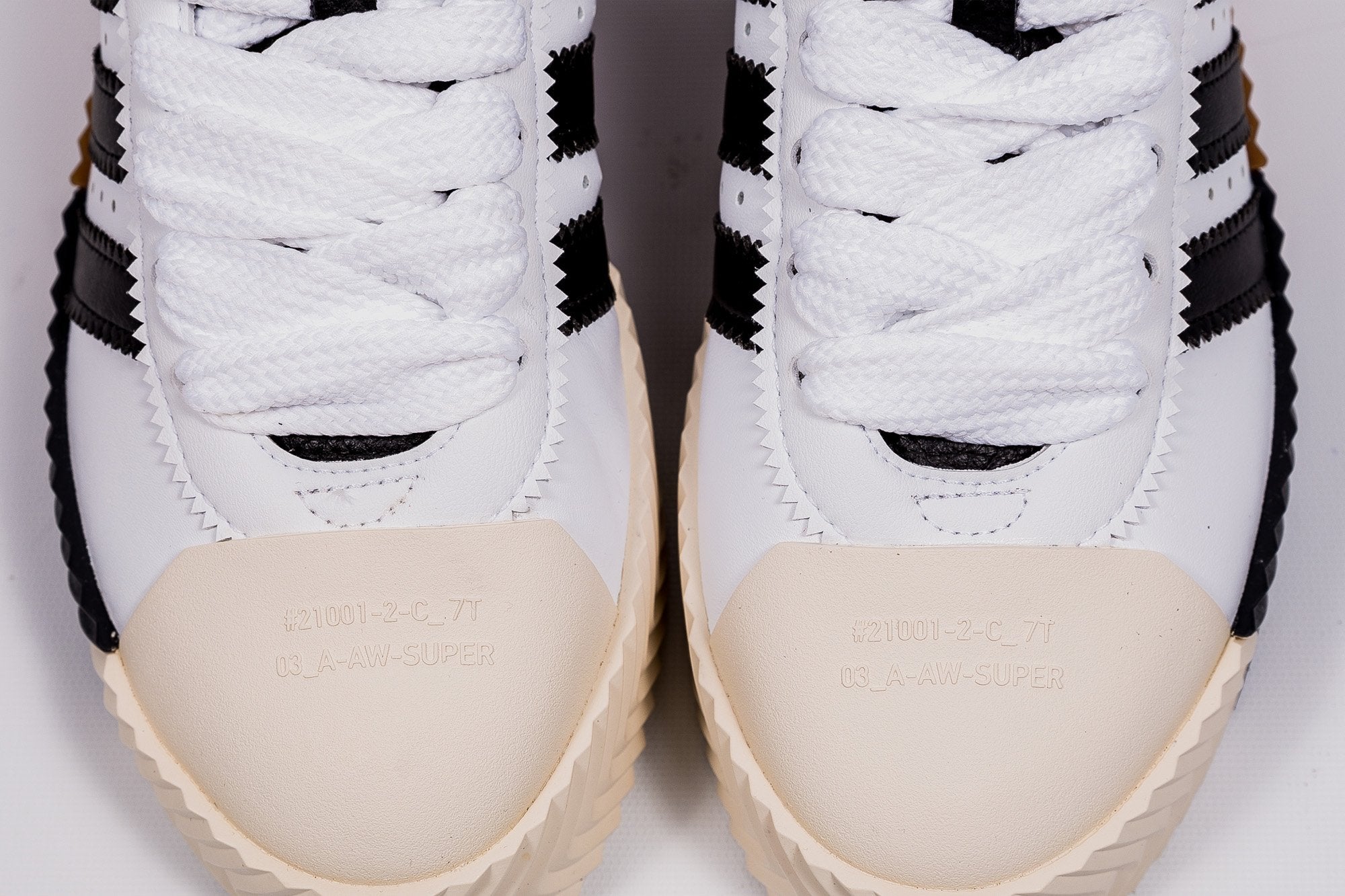 ADIDAS ORIGINALS X ALEXANDER WANG SKATE SUPER