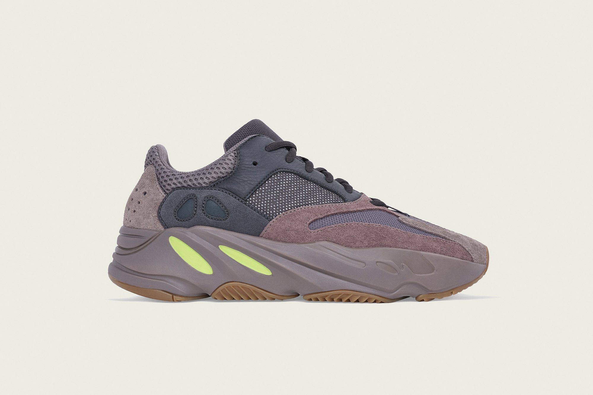 YEEZY BOOST 700 "MAUVE"