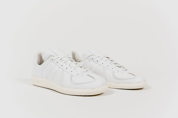 ADIDAS BW ARMY X OYSTER HOLDINGS